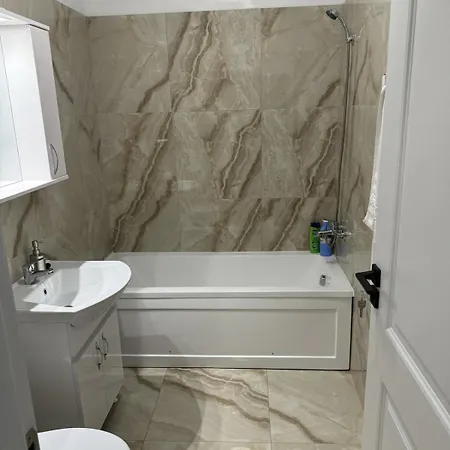 Pollux Militari Ap 81 * Bucarest